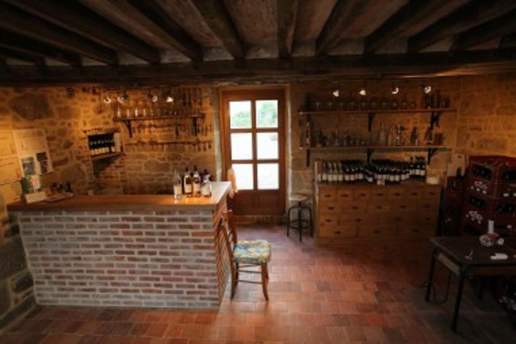 Ferme Cidricole Hugues Desfrieches Acomodação com café da manhã Sainte-Marguerite-de-Carrouges Exterior foto