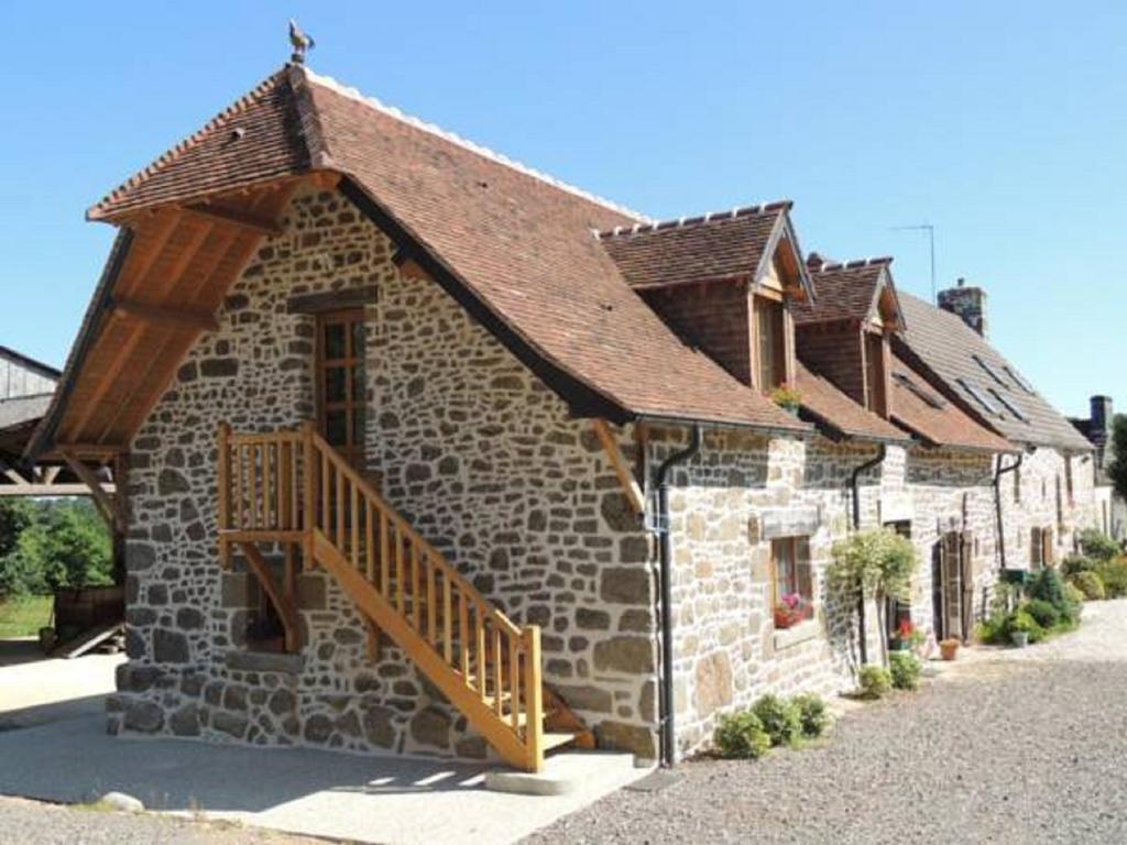 Ferme Cidricole Hugues Desfrieches Acomodação com café da manhã Sainte-Marguerite-de-Carrouges Quarto foto